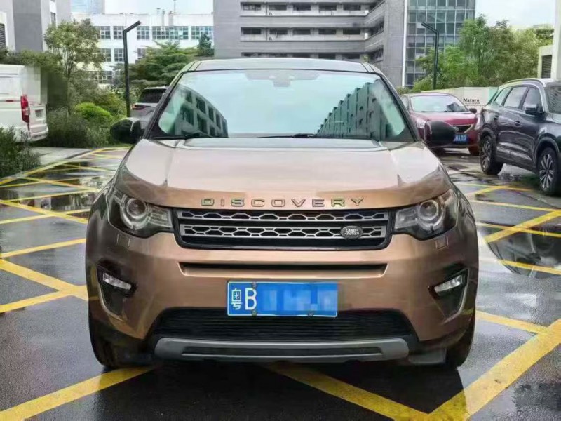 深圳19年路虎发现神行1