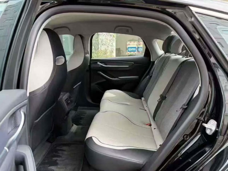 深圳24年比亚迪驱逐舰3