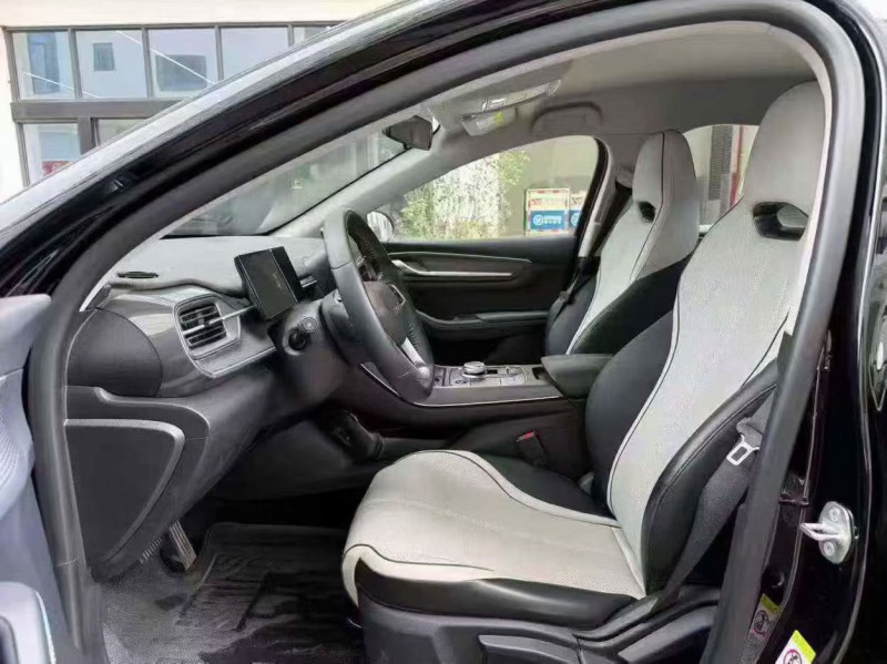 深圳24年比亚迪驱逐舰5