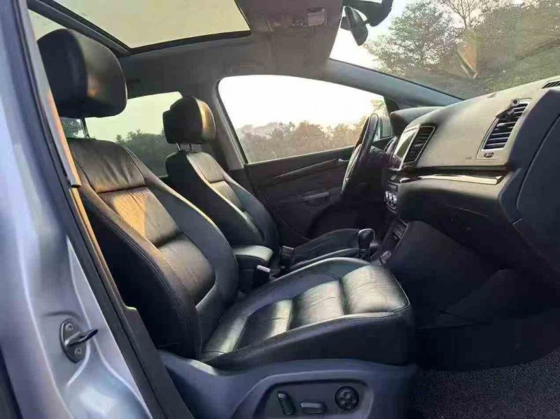 珠海13年大众夏朗8