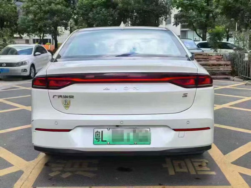 深圳23年传祺埃安S5