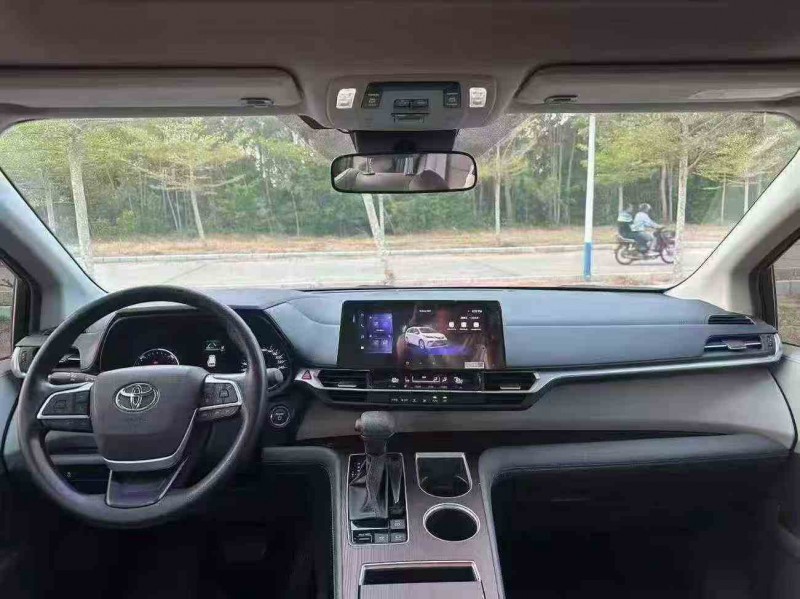 深圳24年丰田格瑞维亚4