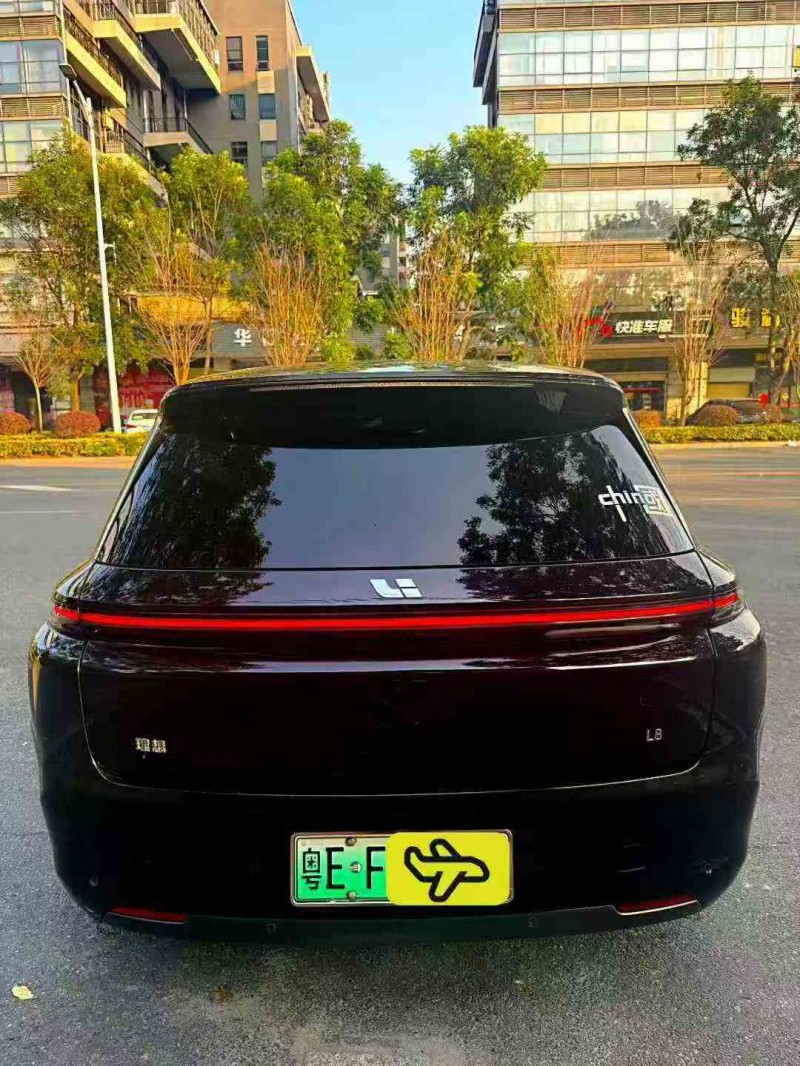 深圳22年理想L89
