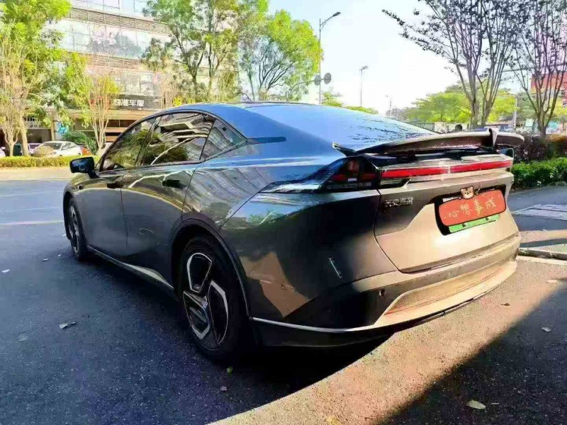 珠海25年长安汽车深蓝8