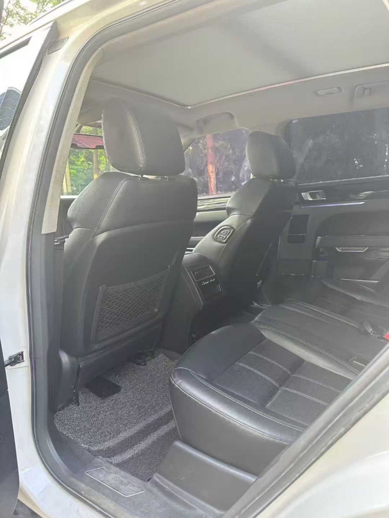 东莞19年众泰T7004