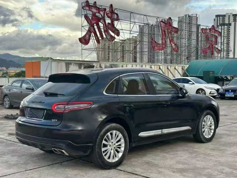 东莞17年众泰SR97