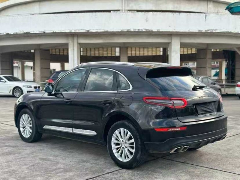 东莞17年众泰SR98