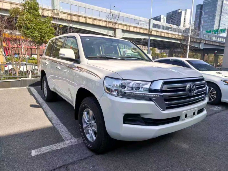 枣庄20年丰田普拉多3
