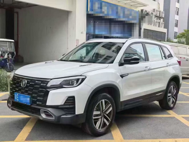 深圳25年长安汽车CS752