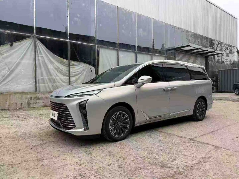 徐州25年别克GL82