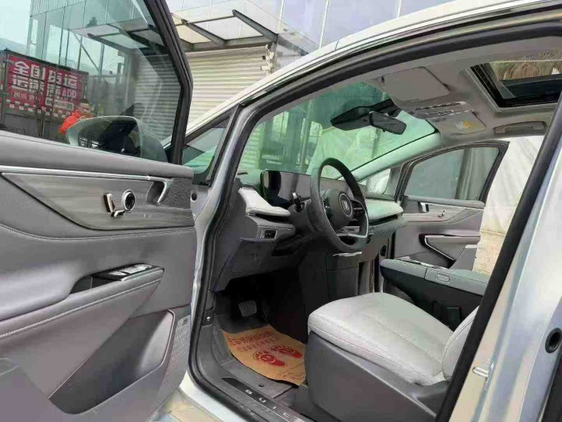 徐州25年别克GL84