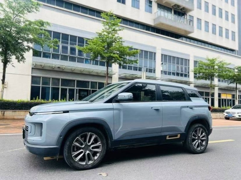 东莞20年吉利icon5