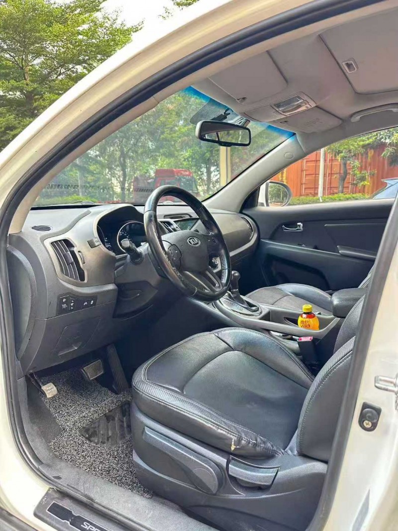 东莞14年起亚智跑3