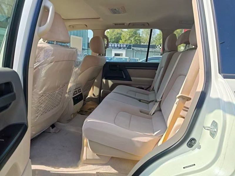 聊城20年丰田兰德酷路泽6