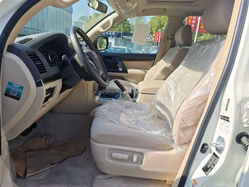 聊城20年丰田兰德酷路泽8