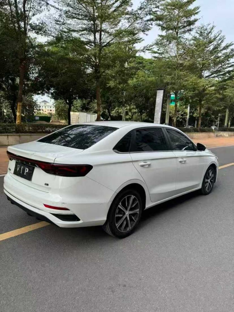 东莞23年吉利帝豪5