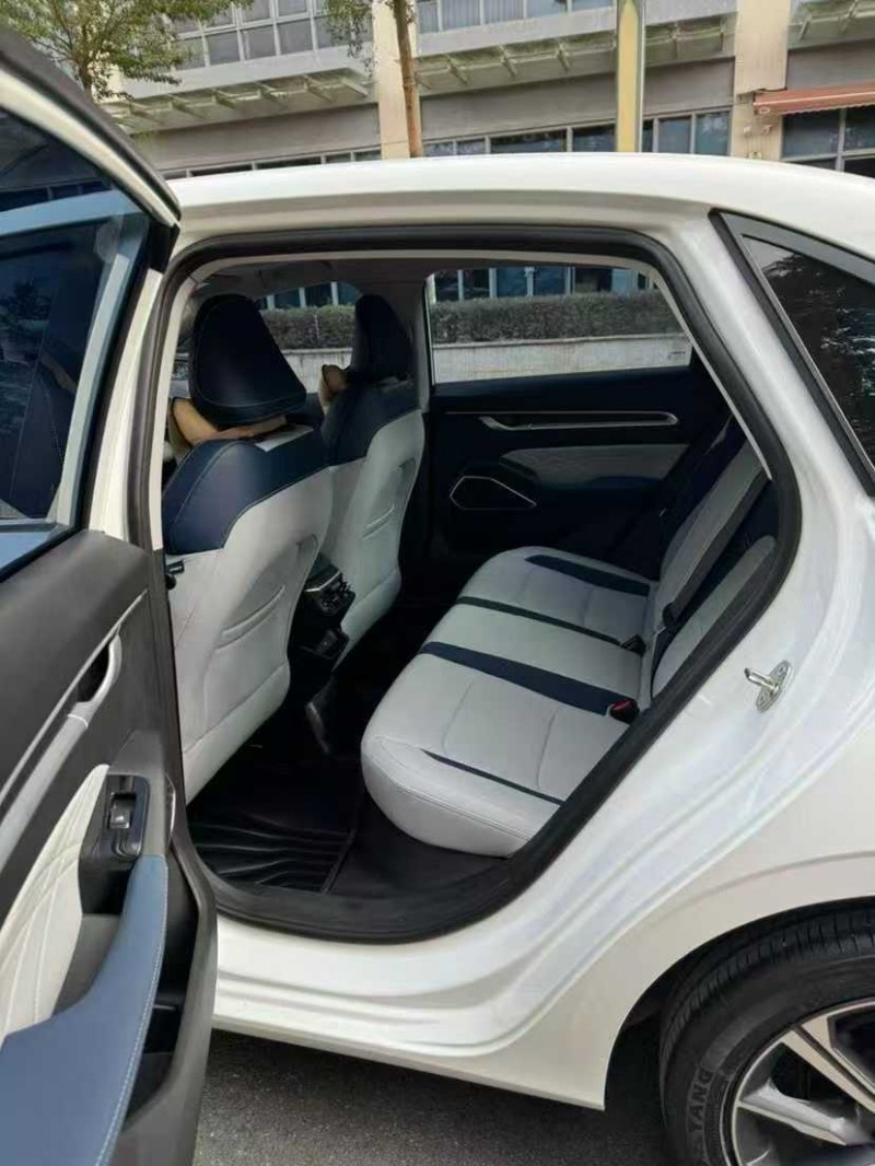 东莞23年吉利帝豪7