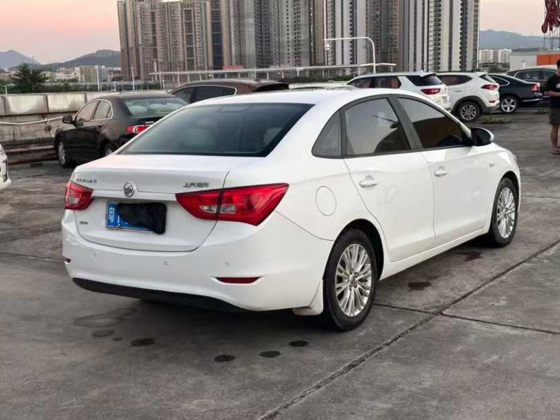 东莞17年别克英朗9