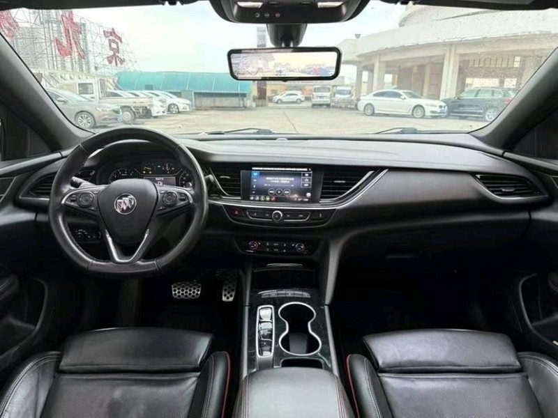 东莞21年别克君威5