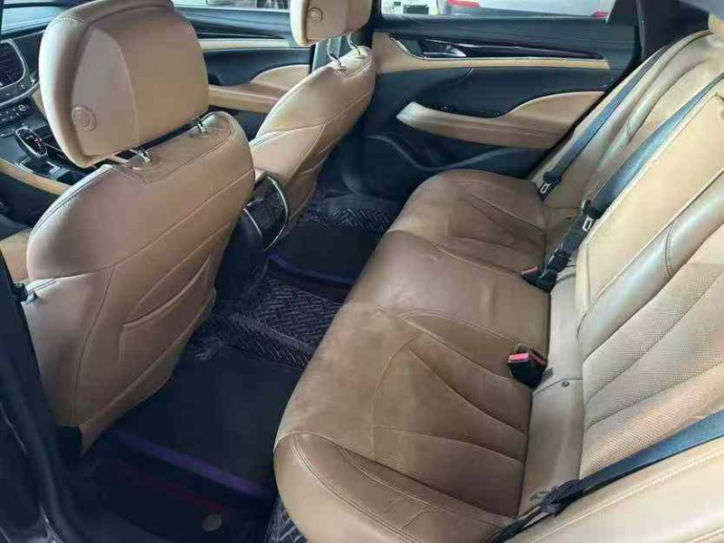 东莞17年别克君越9