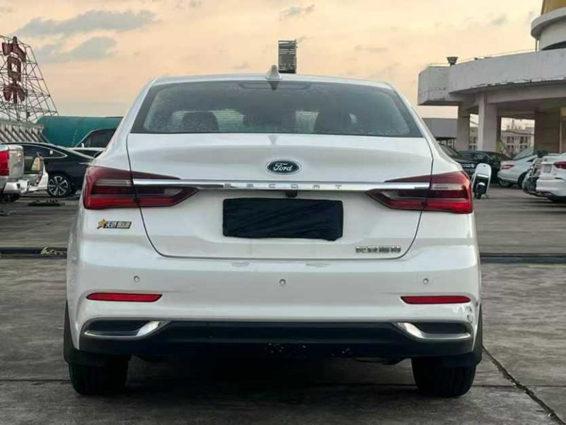 东莞22年福特福睿斯8