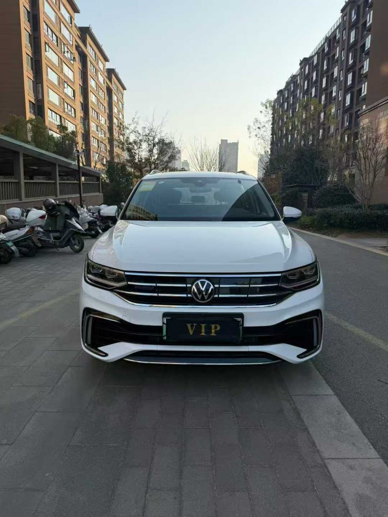 广州25年大众途观1