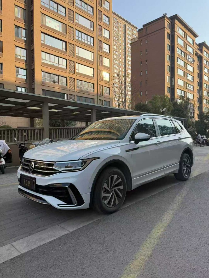 广州25年大众途观2