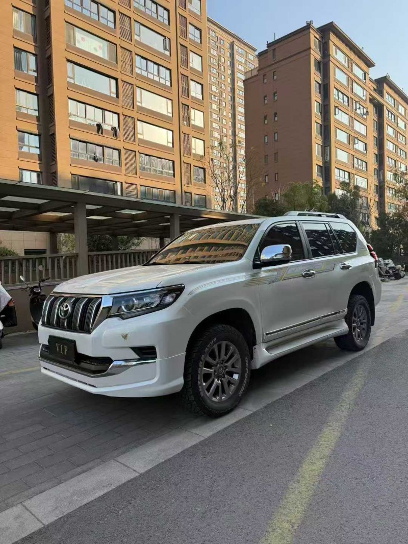 徐州20年丰田普拉多2