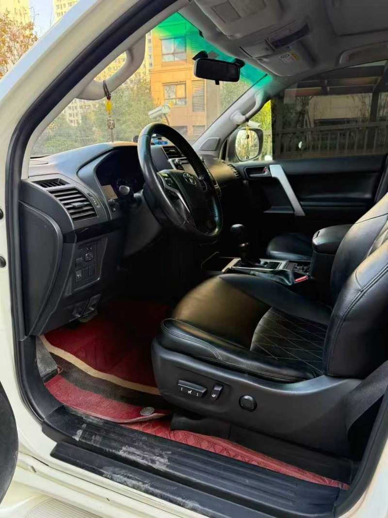 徐州20年丰田普拉多8