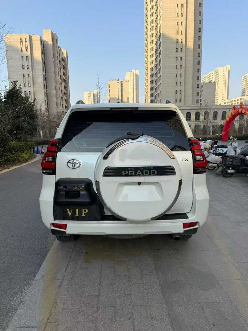 徐州20年丰田普拉多9