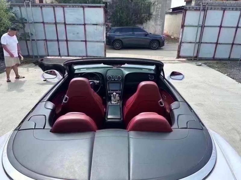 南昌14年宾利欧陆4