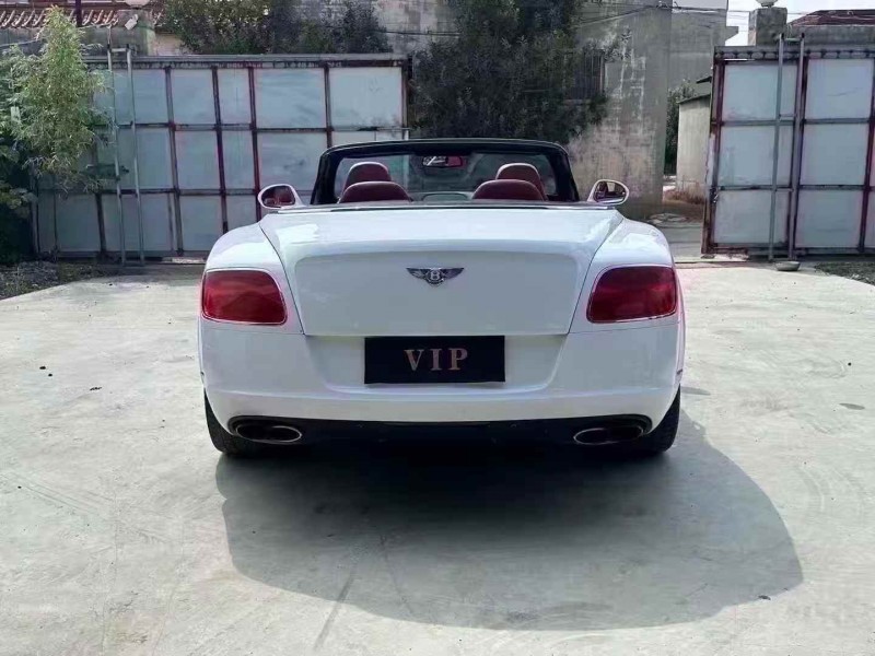 南昌14年宾利欧陆9