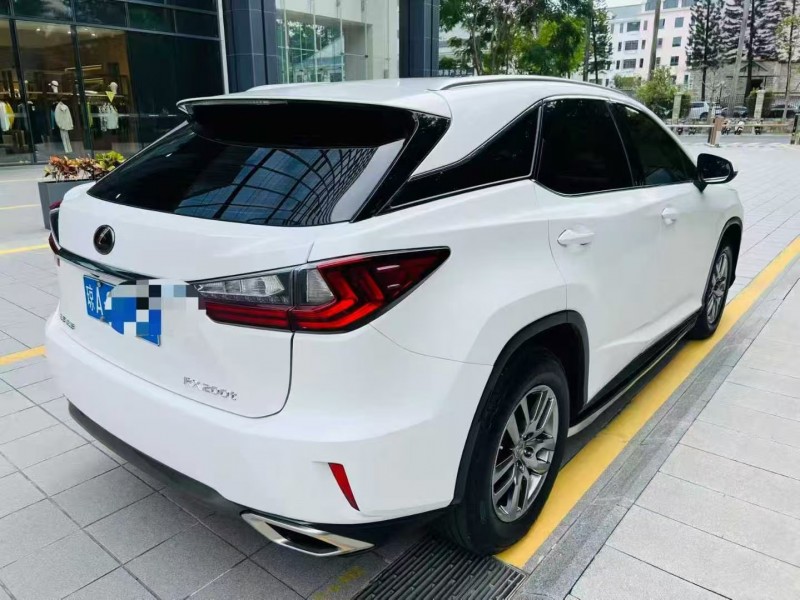 深圳16年雷克萨斯RX7