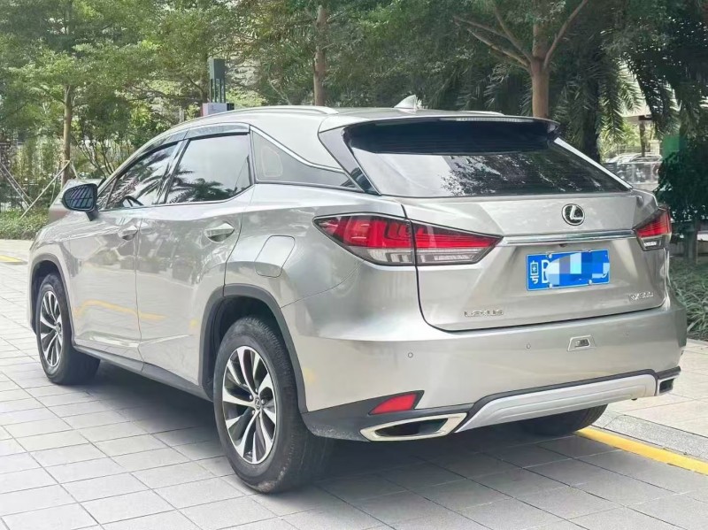 深圳21年雷克萨斯RX8