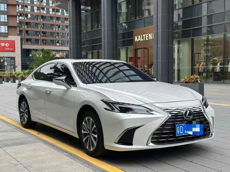 深圳25年雷克萨斯ES2