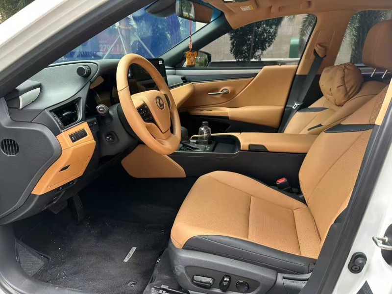 深圳25年雷克萨斯ES4