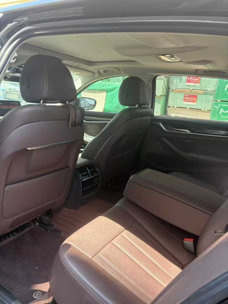 徐州19年宝马5系4