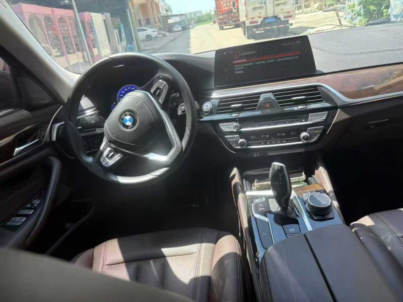 徐州19年宝马5系6