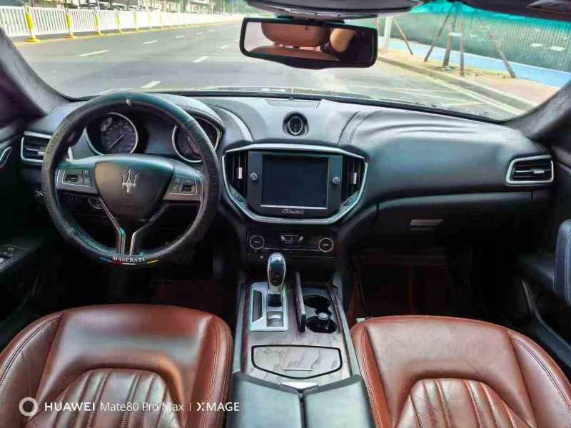 珠海16年玛莎拉蒂Ghibli7