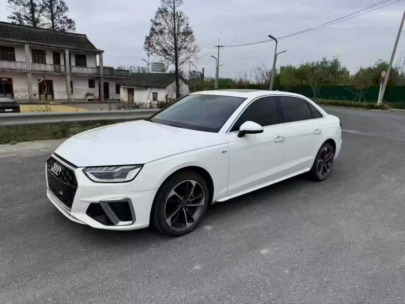 苏州23年奥迪A4L3