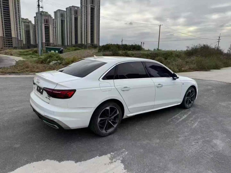 苏州23年奥迪A4L6