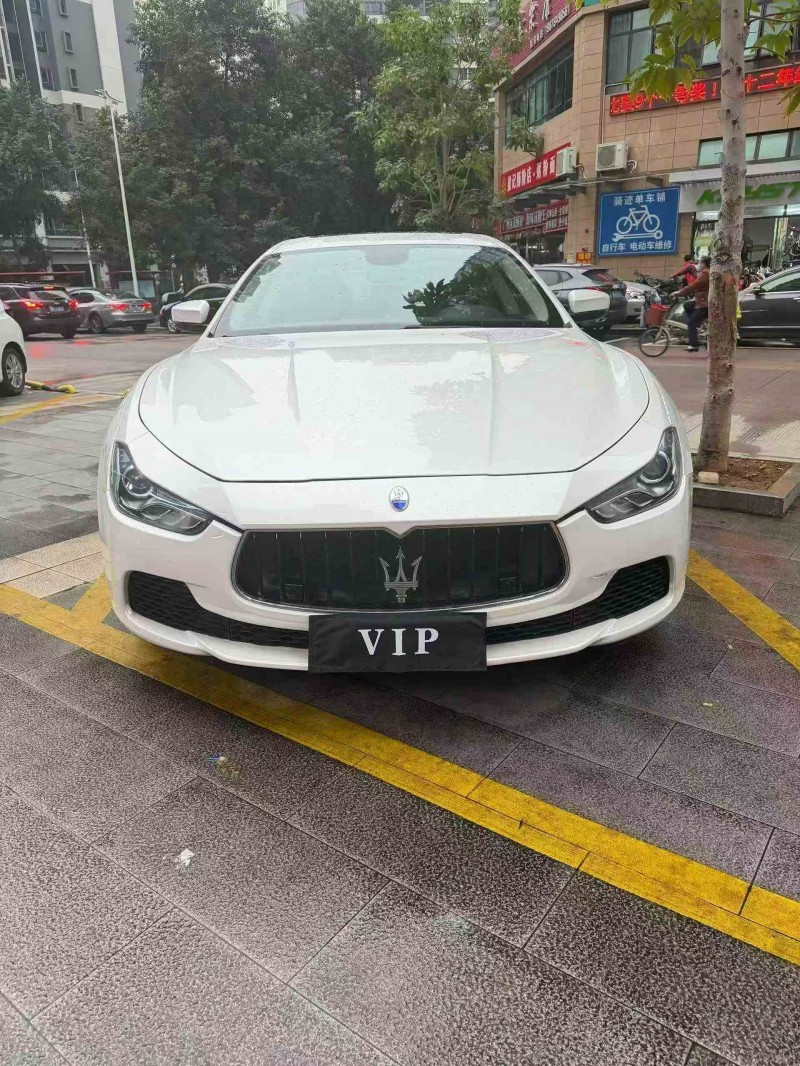 汕头17年玛莎拉蒂Ghibli1