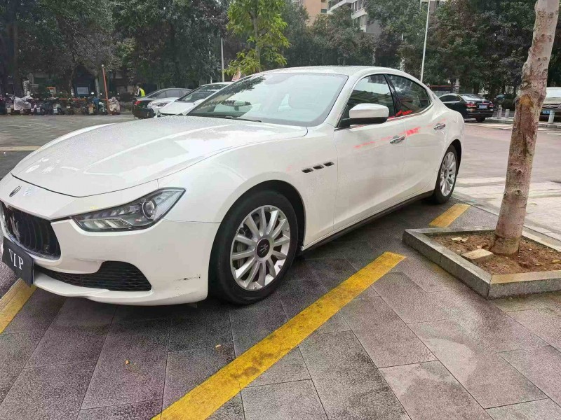 汕头17年玛莎拉蒂Ghibli2