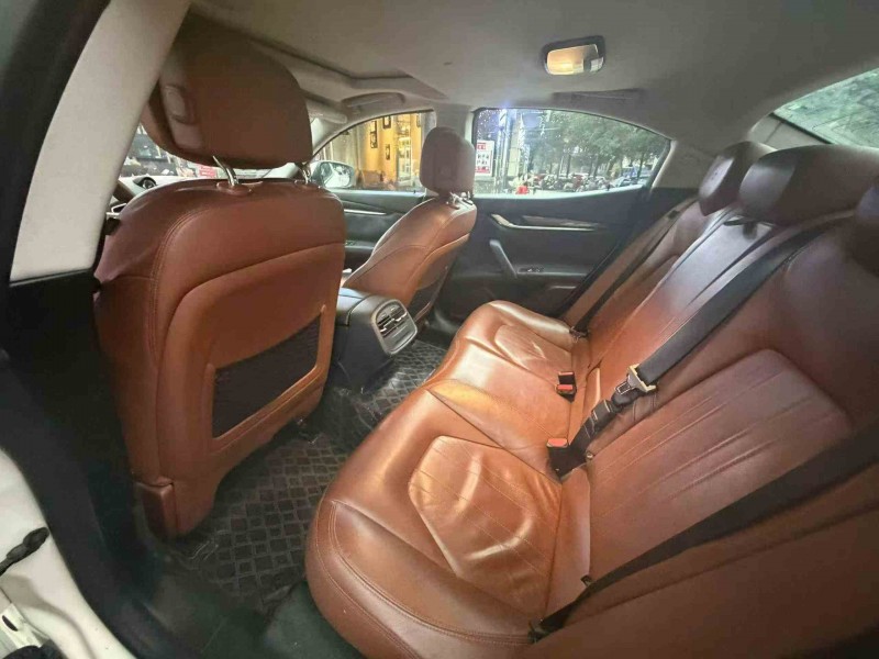 汕头17年玛莎拉蒂Ghibli5