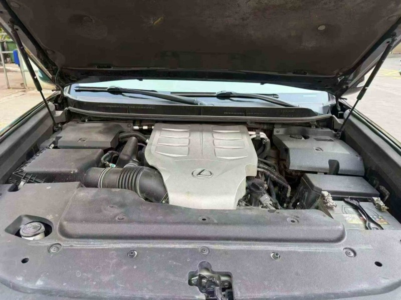 珠海12年雷克萨斯GX8