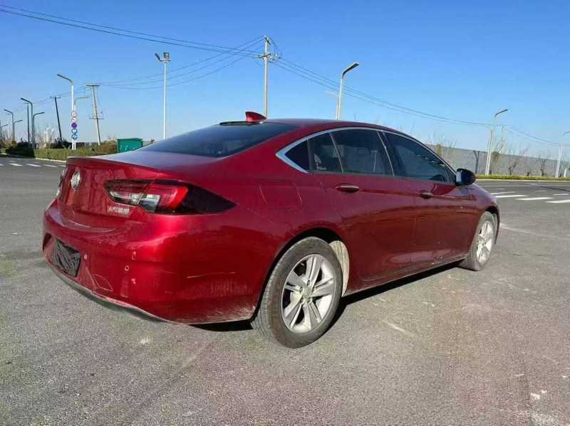 苏州19年别克君威7