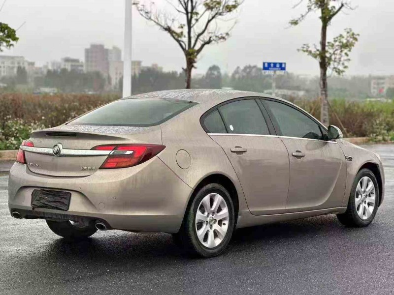 湛江14年别克君威9