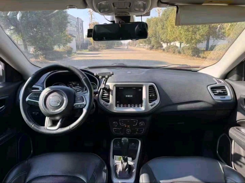 徐州19年Jeep指南者7