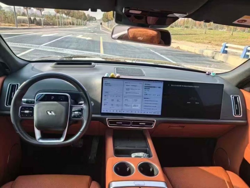 郑州23年理想L95