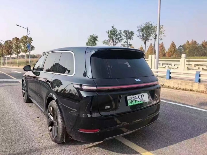 郑州23年理想L97